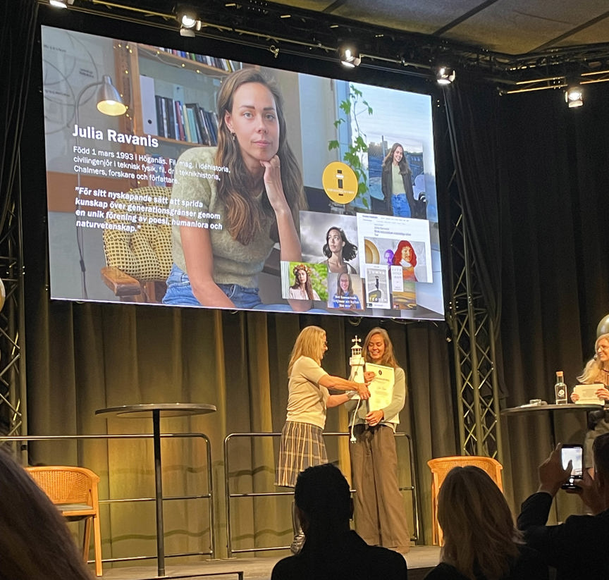 prisutdelning p&aring; scen