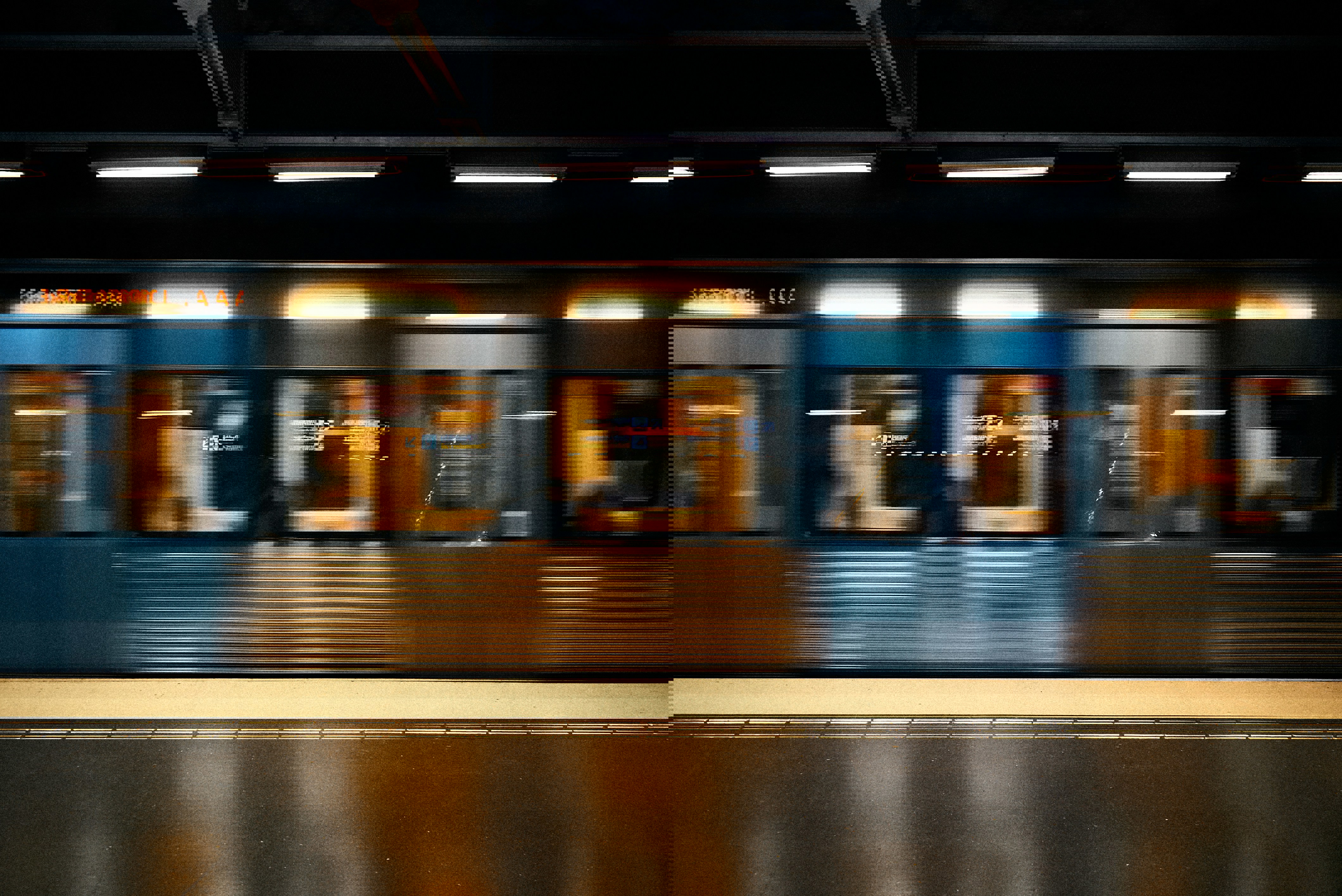 suddig tunnelbanevagn